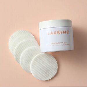 Brightening Skin Pads - White